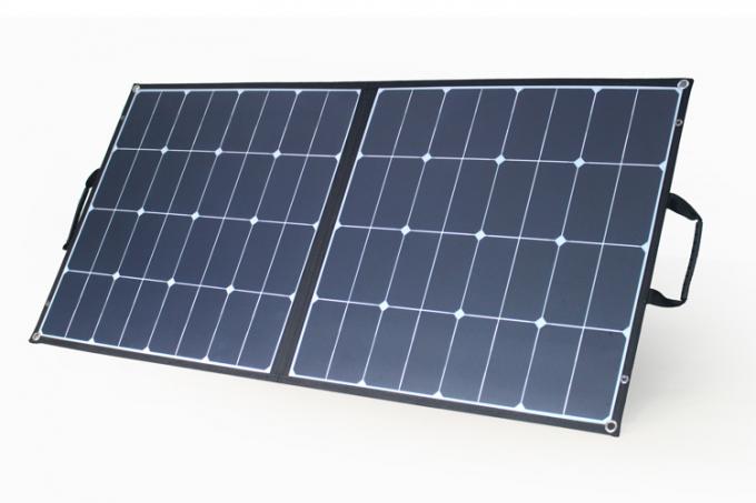 Składany panel słoneczny o mocy 100 W. 0